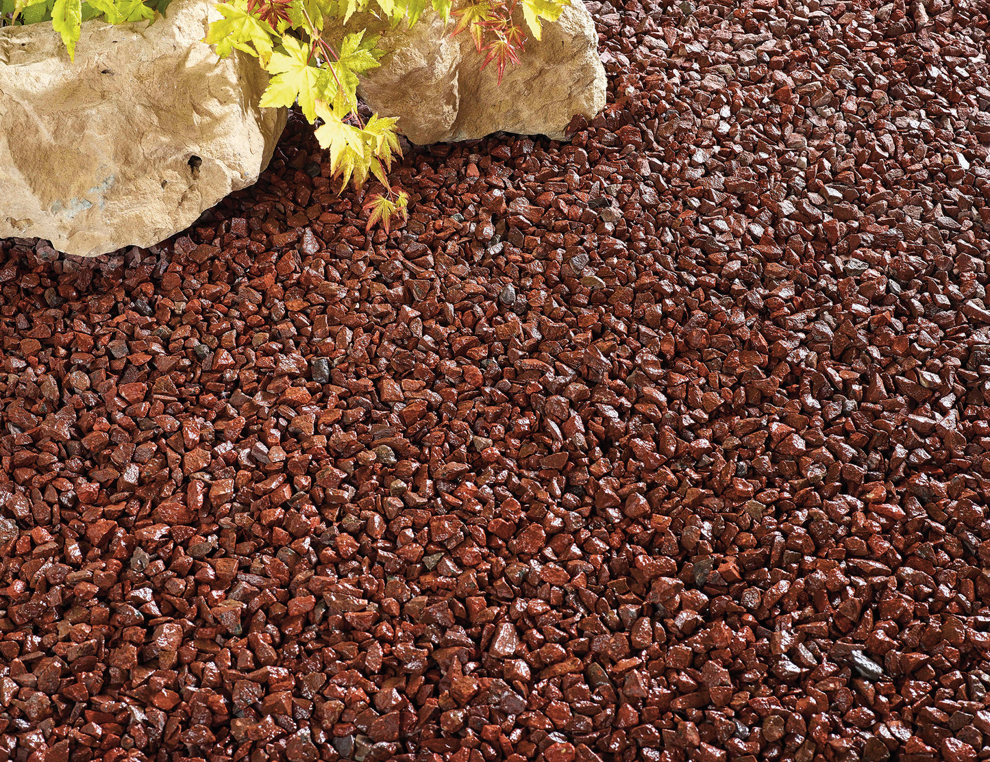 Deep red stone chippings Jumbo Bag 800kg