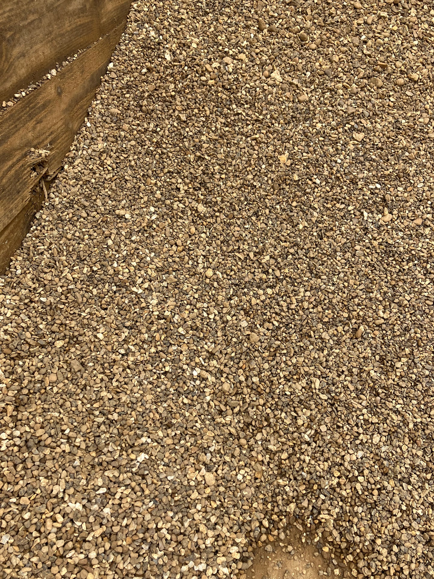 10mm gravel loose